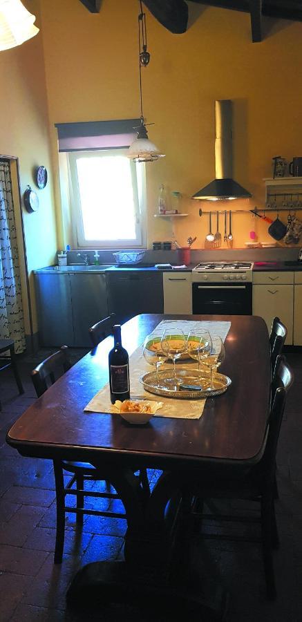 Appartamento Valle Verde Buti エクステリア 写真