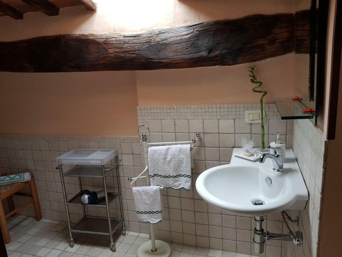 Appartamento Valle Verde Buti エクステリア 写真
